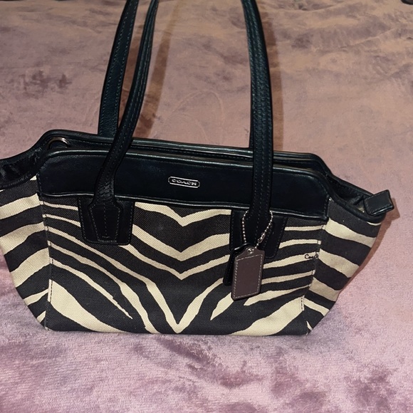 Y2K vintage coach purse! - Picture 2 of 4